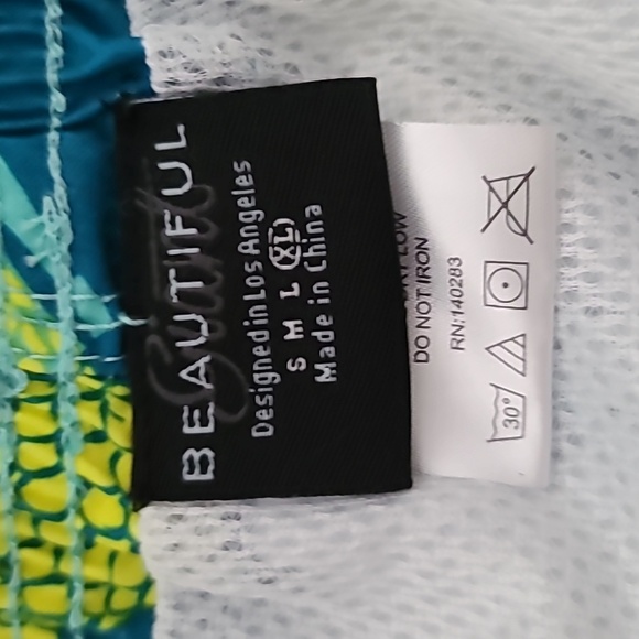 Men's Beautiful Giant pineapple print fast dry swim trunks in size XL, NWT - Picture 9 of 11